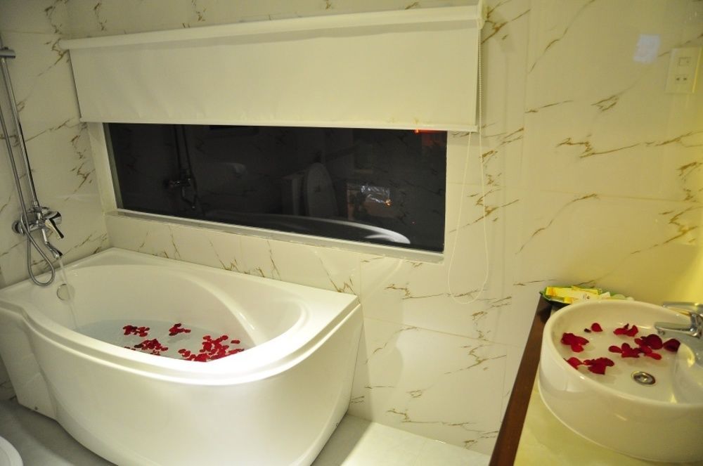Art Deluxe Hotel 나트랑 외부 사진